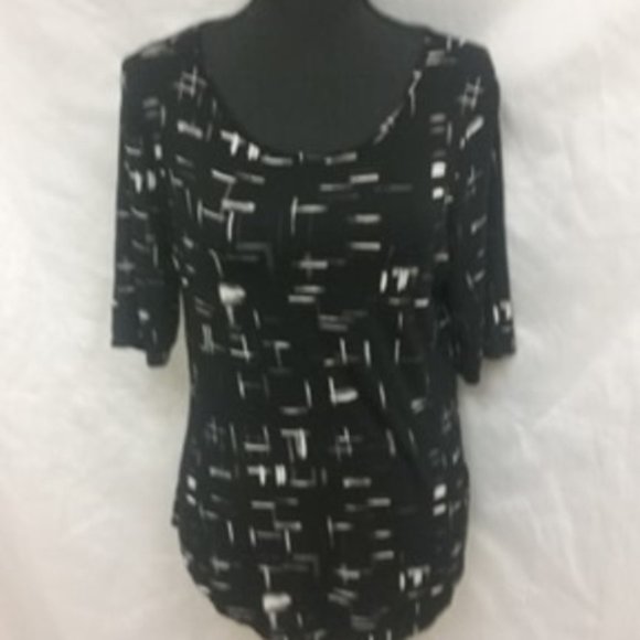 Tops - Abstract Black blouse By apt 9 size M